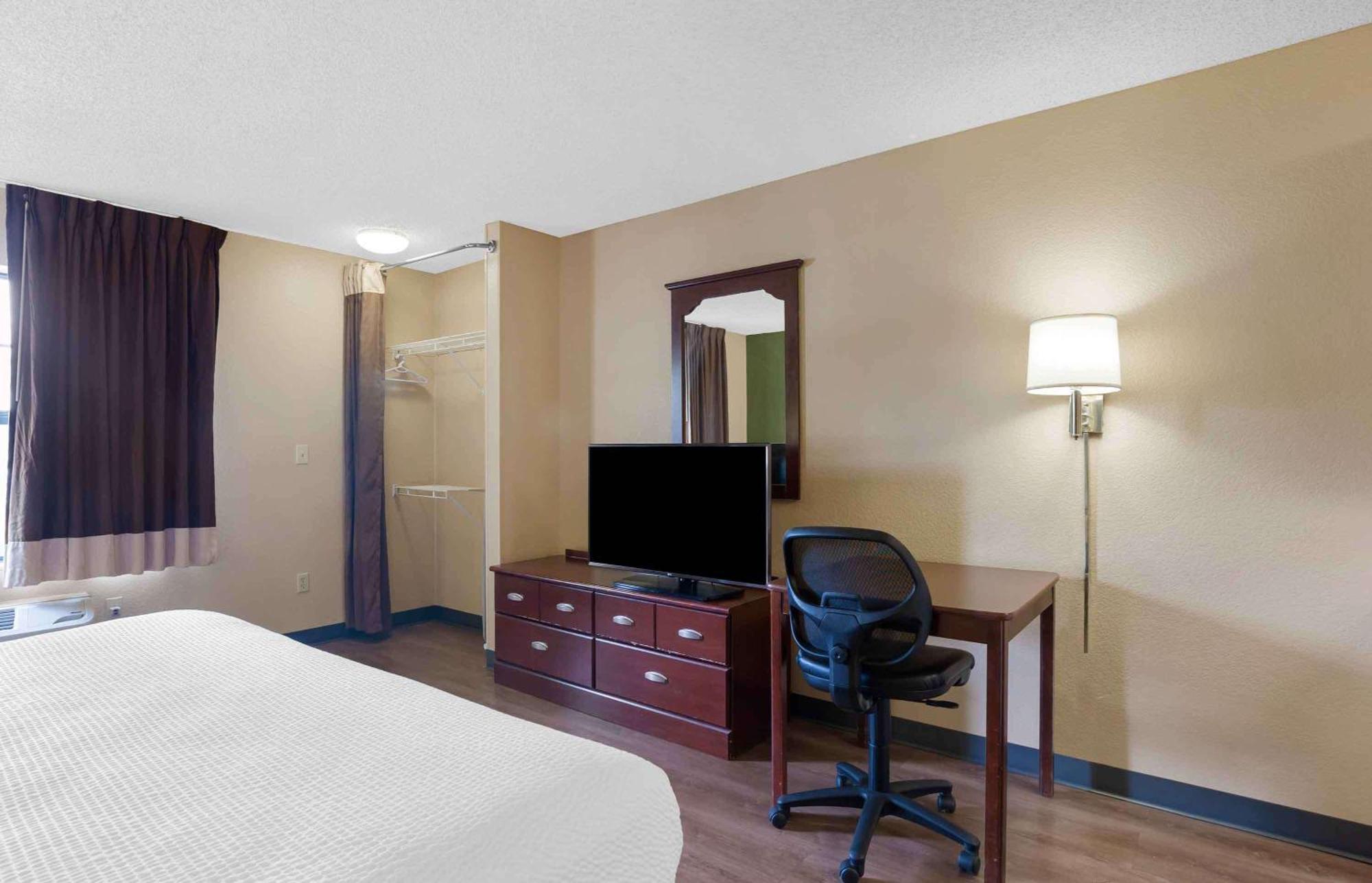 Extended Stay America Suites - Chicago - Schaumburg - Convention Center Экстерьер фото