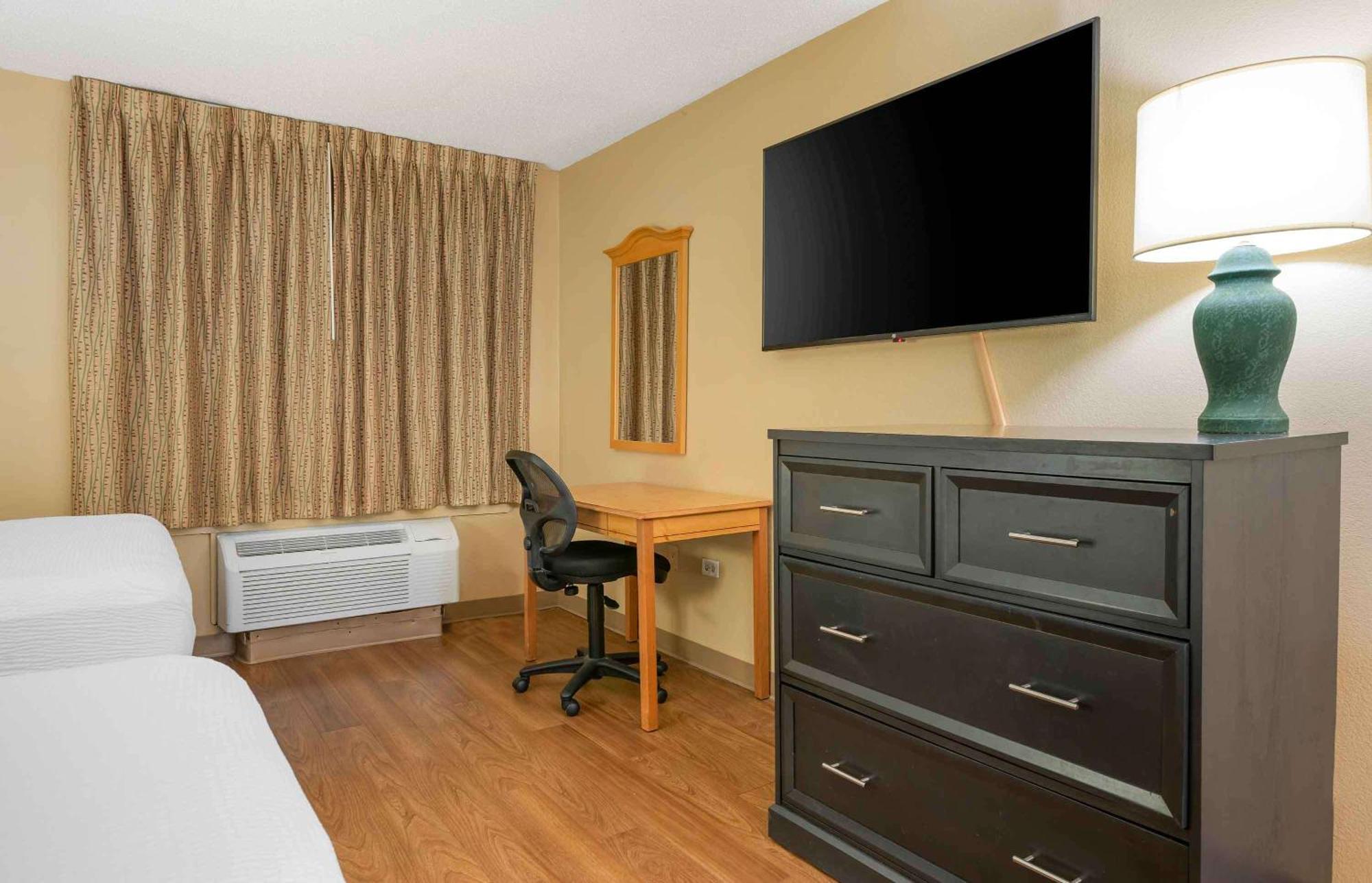 Extended Stay America Suites - Chicago - Schaumburg - Convention Center Экстерьер фото