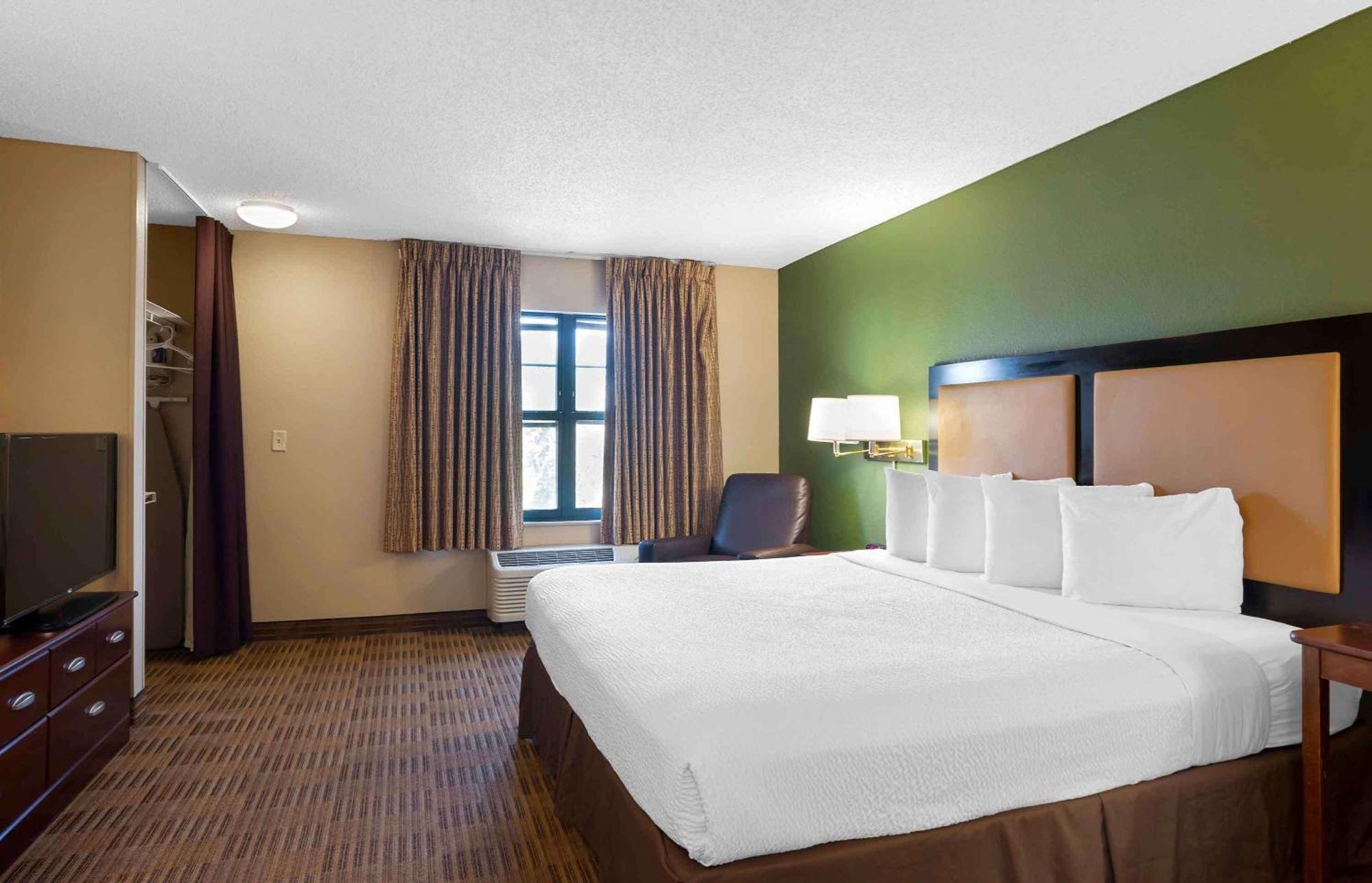 Extended Stay America Suites - Chicago - Schaumburg - Convention Center Экстерьер фото